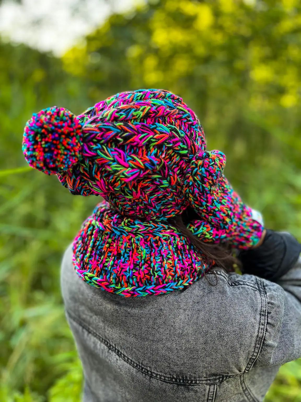CZAPKA Z POMPONEM MERINO
