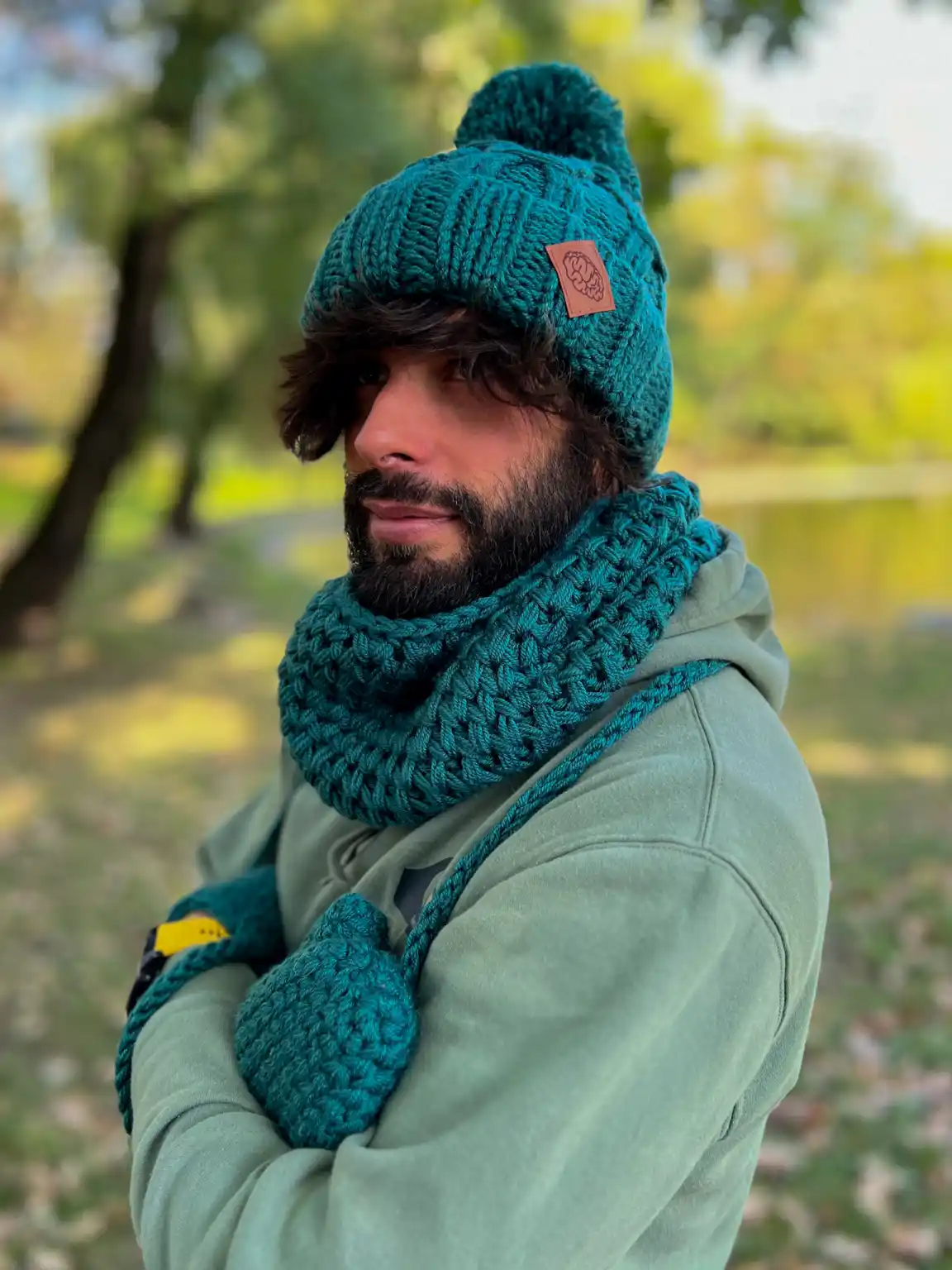 Męska_czapka_handmade_z_dużym_pomponem