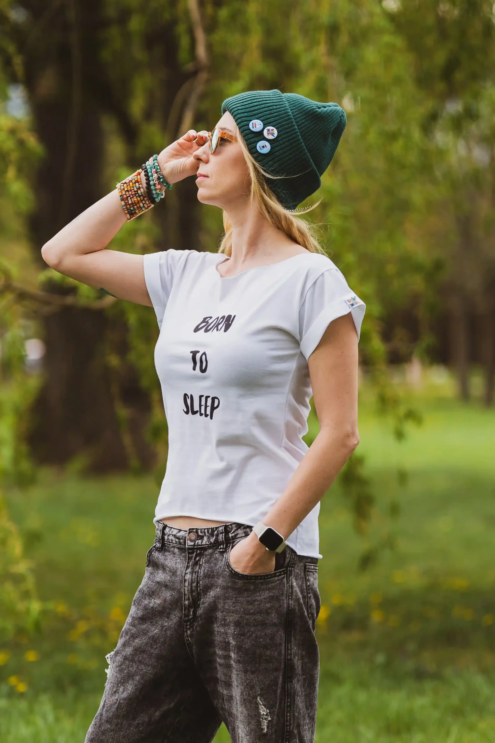 biała bawełniana tee