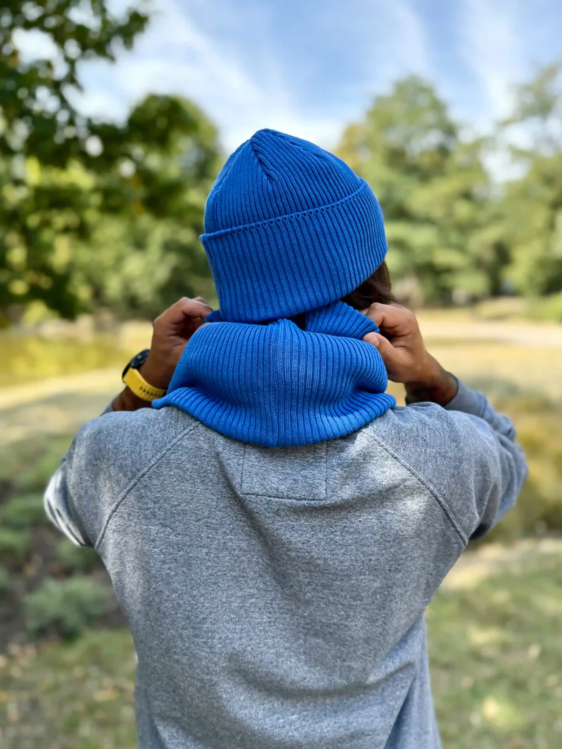 Męska bawełniana czapka beanie logo ekoskórka "Niebieski Kobalt" - obrazek 3