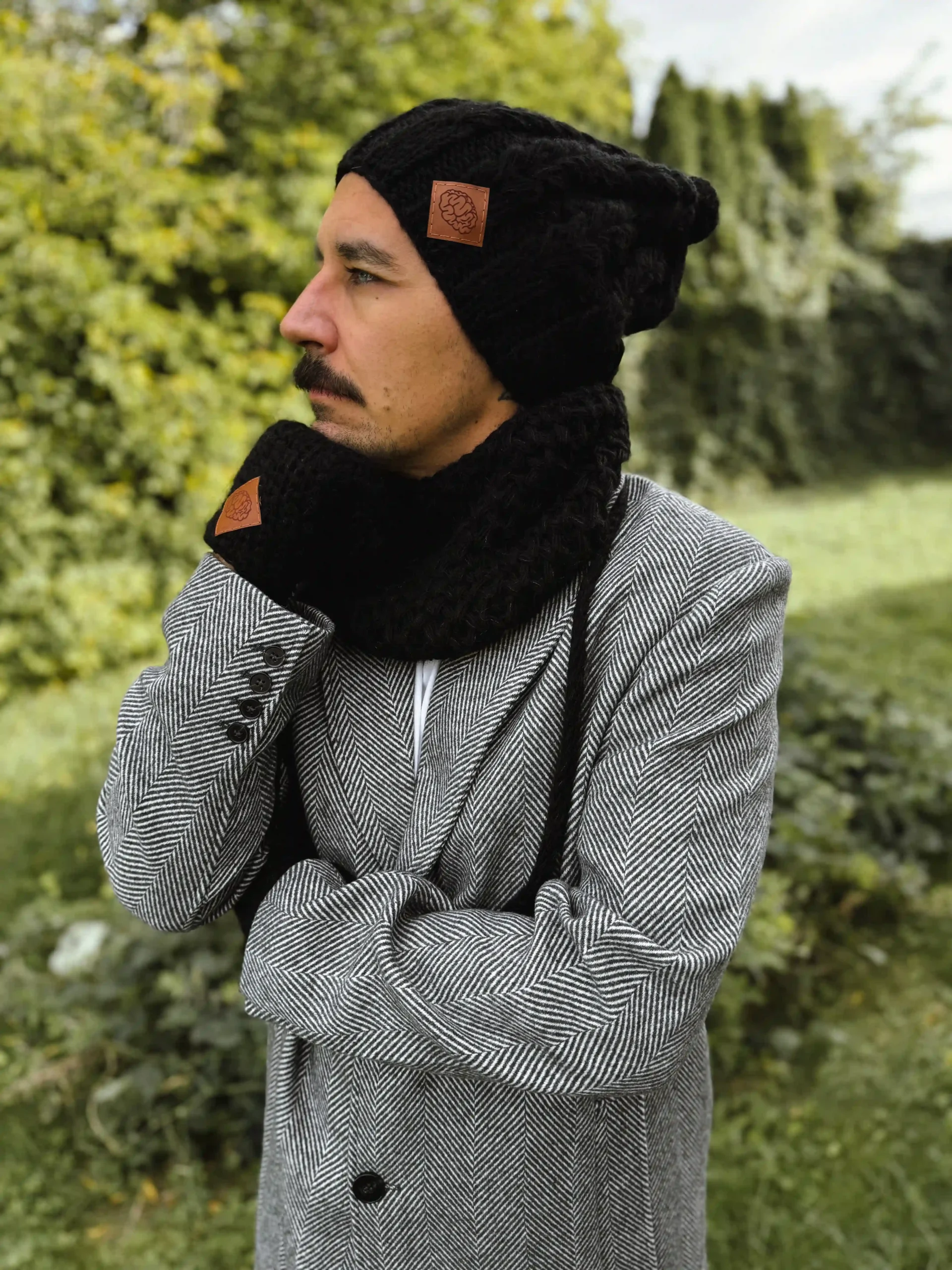 czapka męską merino z pomponem
