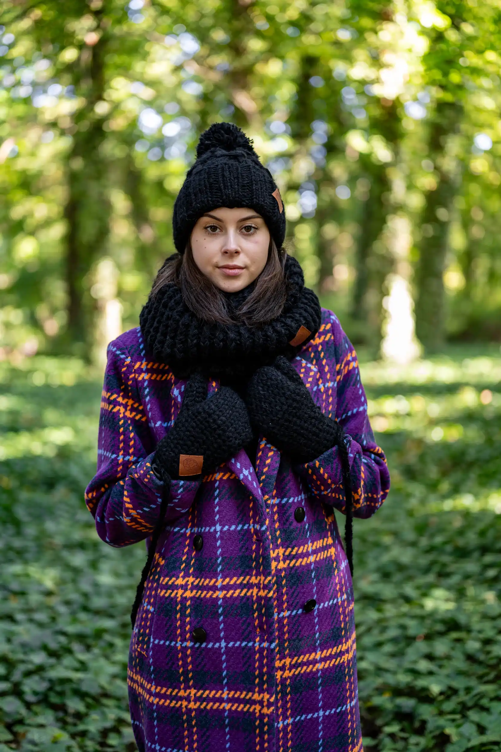czarna czapka damska merino