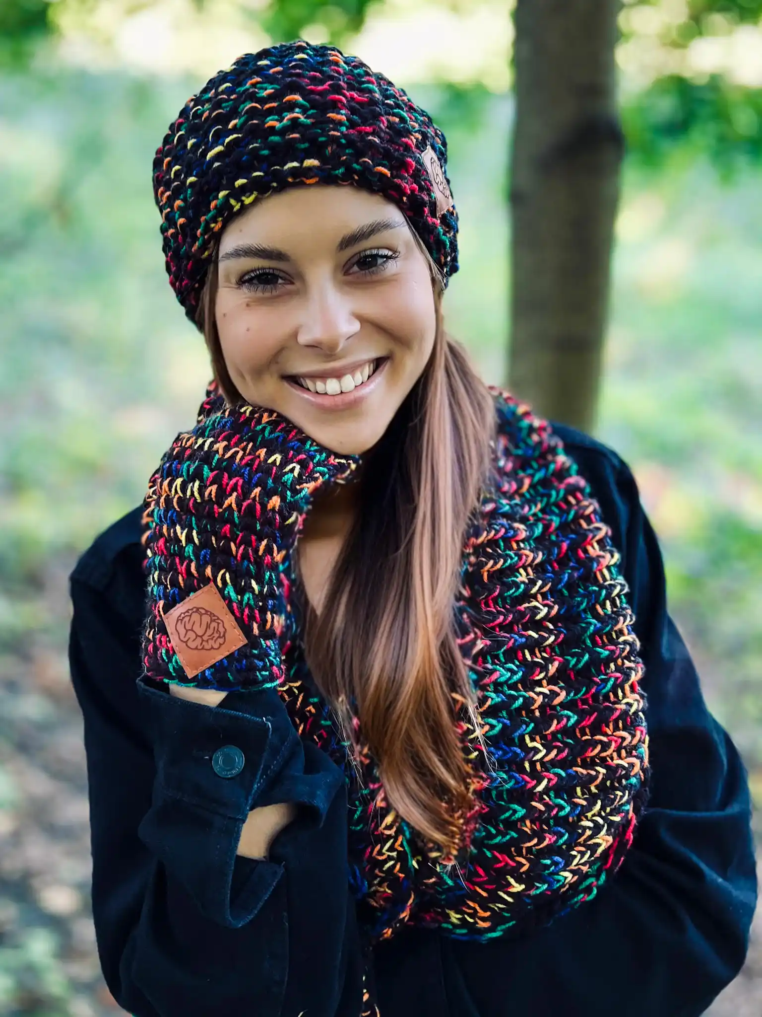 czarna czapka handmade z dodatkiem welny
