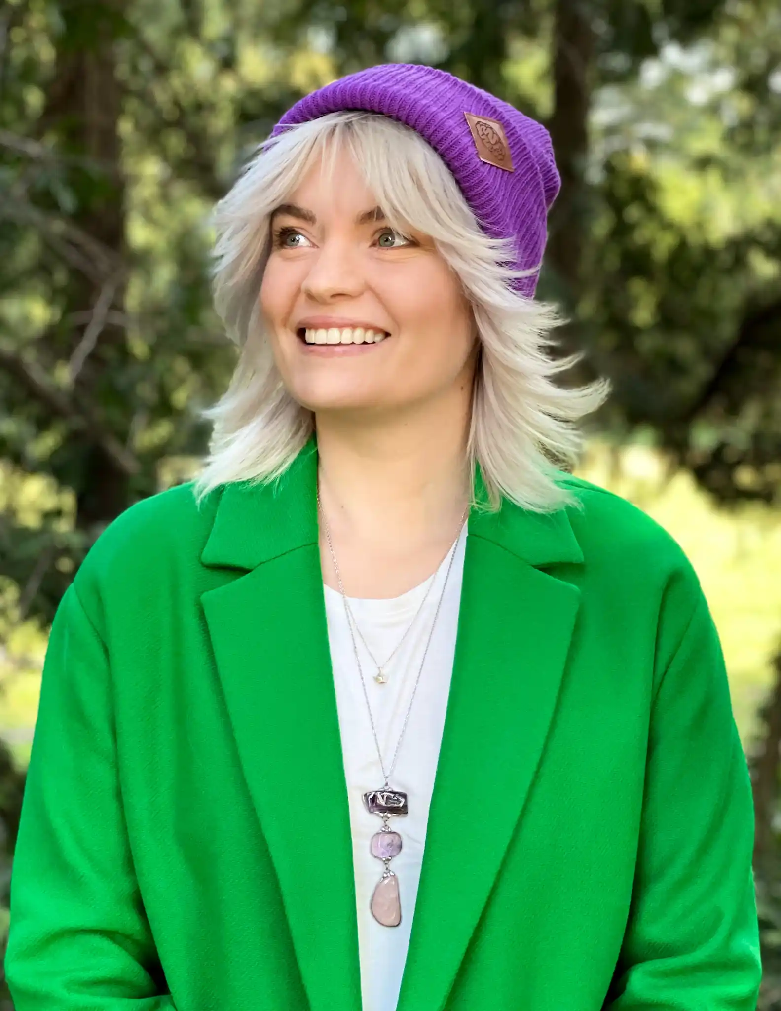 fioletowa czapka beanie
