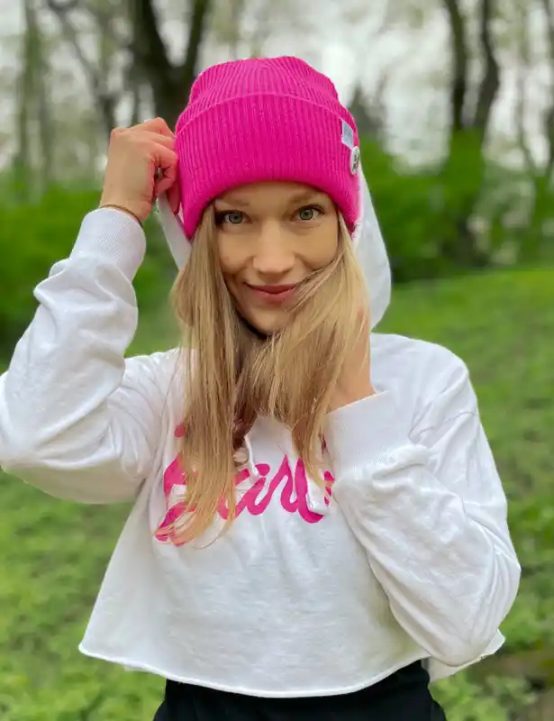 czapka beanie jesienna neonowa