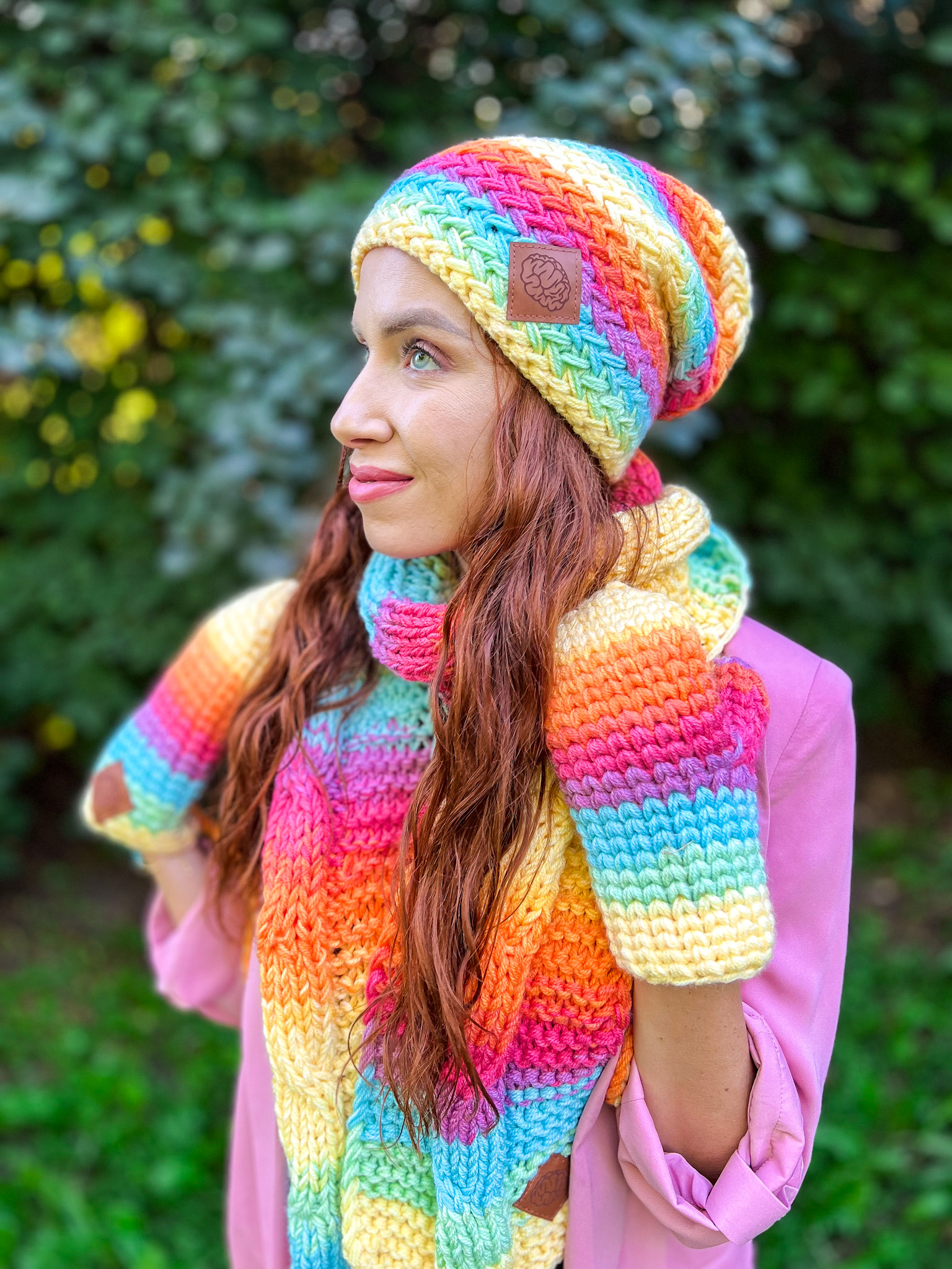 kolorowa cieniowana czapka zimowa handmade