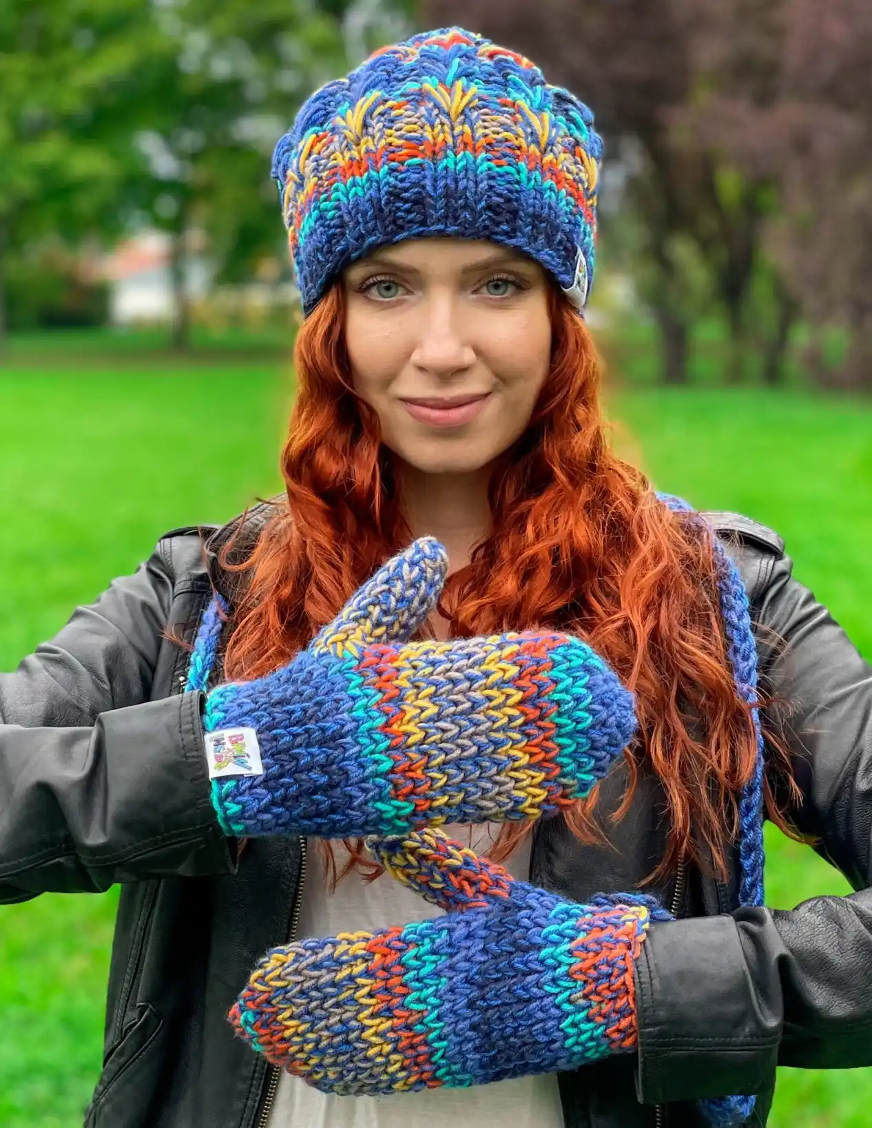 kolorowe-rękawiczki-ze-sznurkiem
