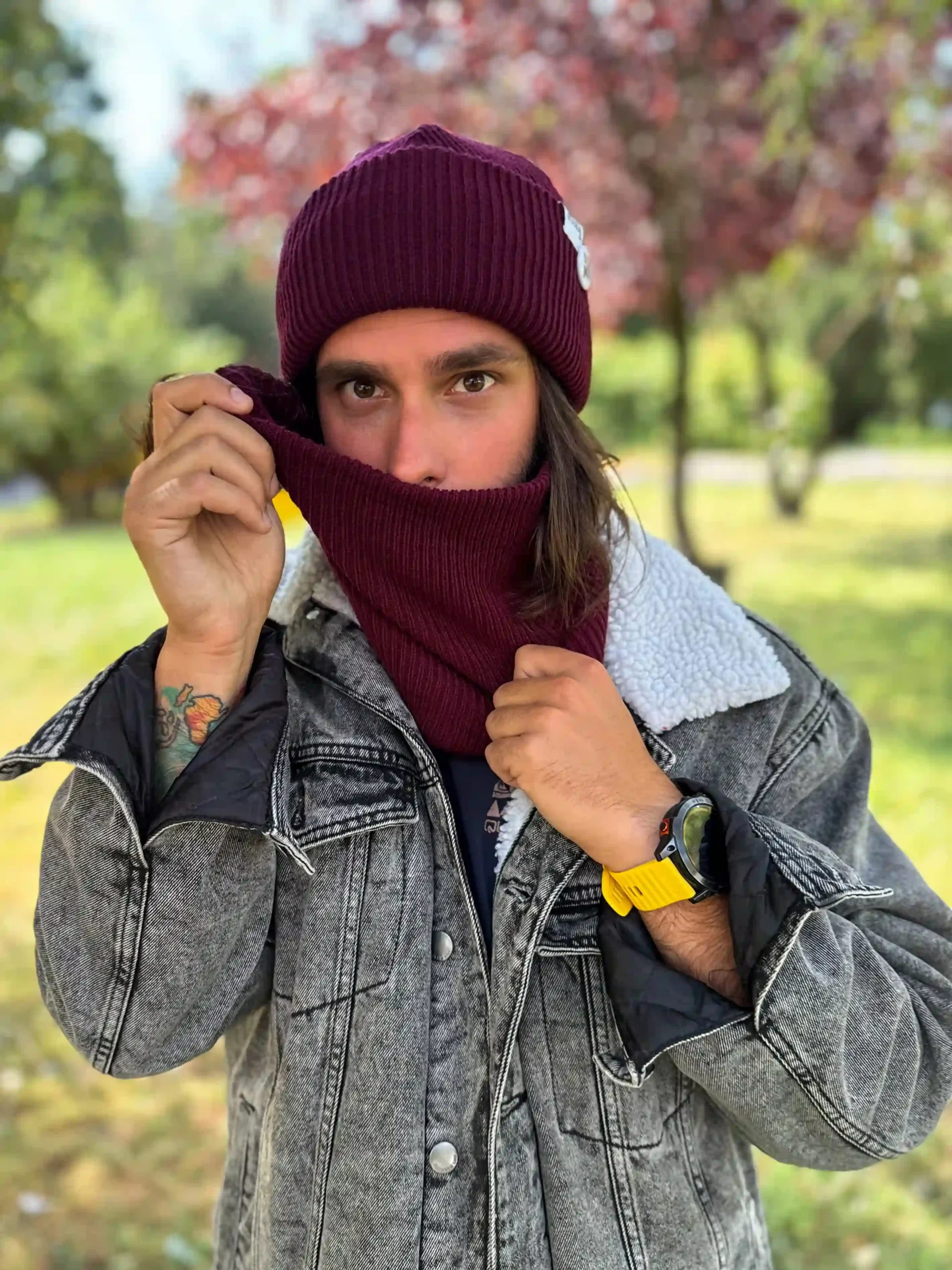 komin jesienny bordo