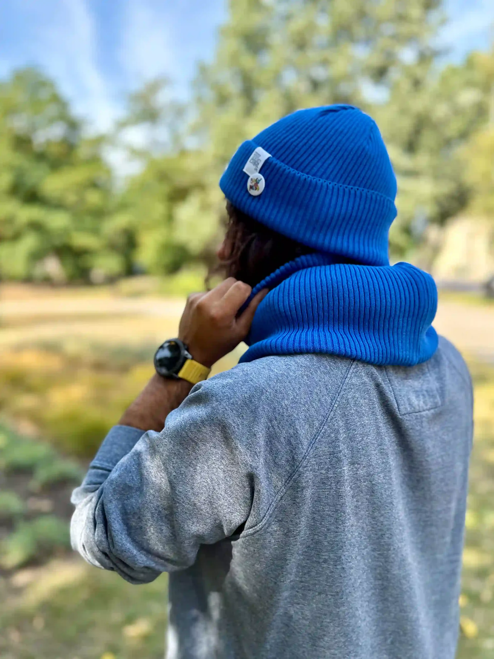 Męska czapka beanie z bawełny logo kolorowe "Niebieski Kobalt" - obrazek 3