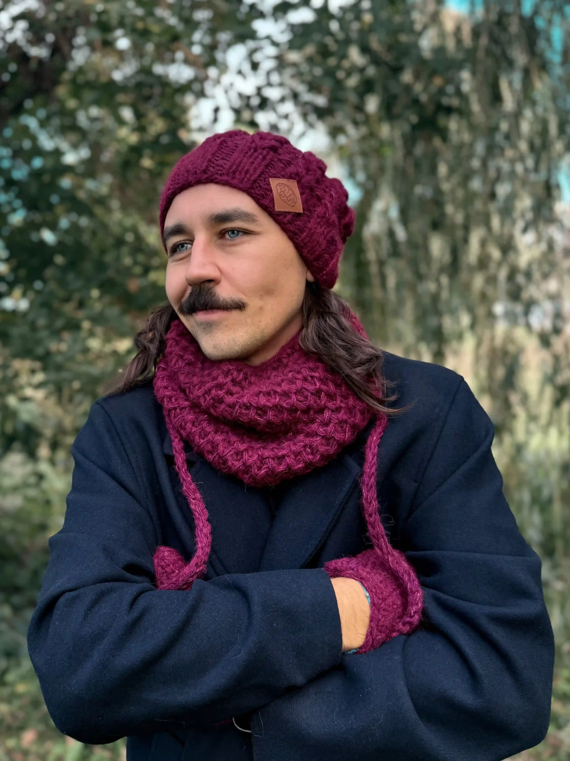 męska czapka z pomponem