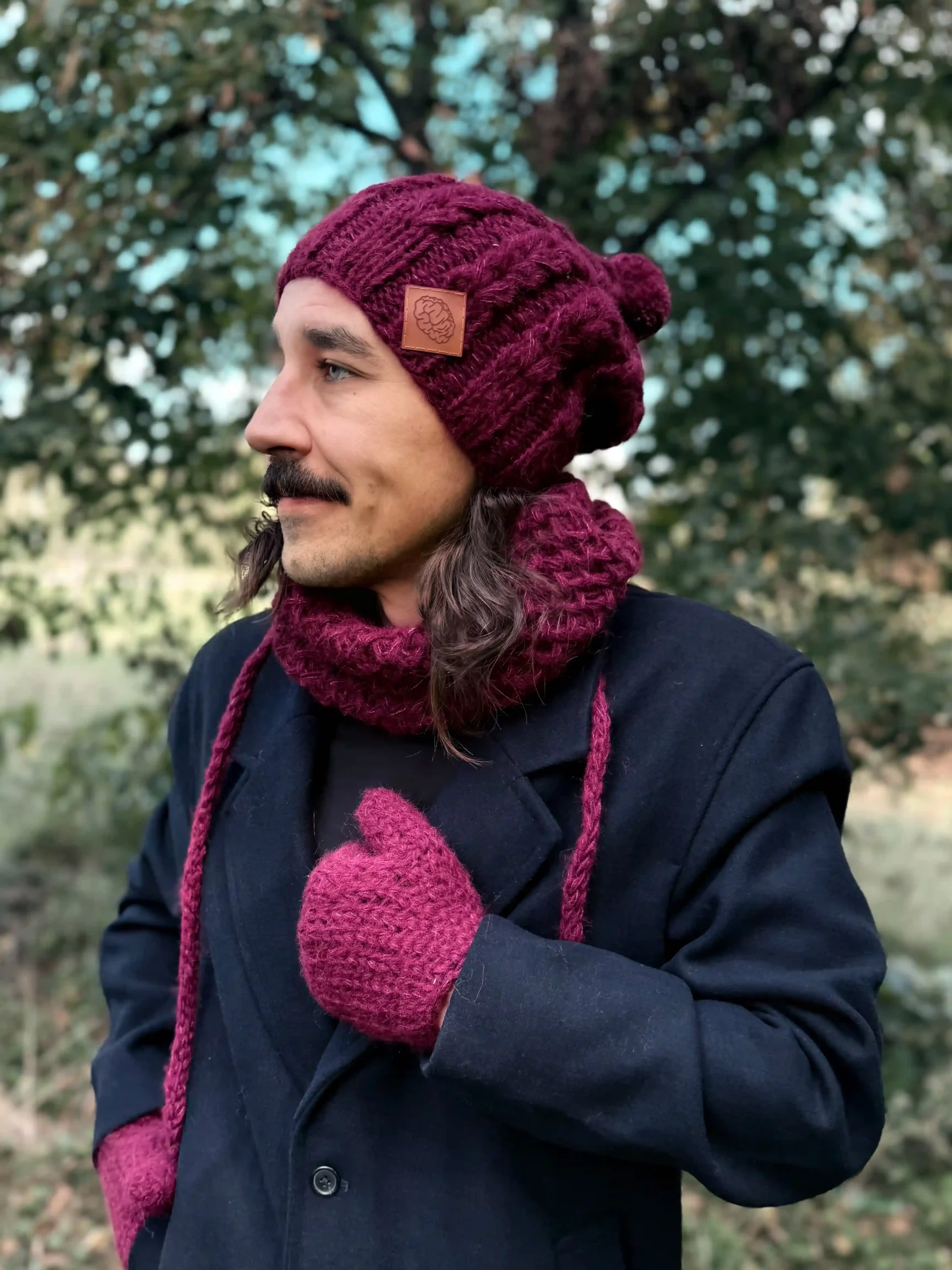 męska czapka zimowa z pomponem merino bordowa