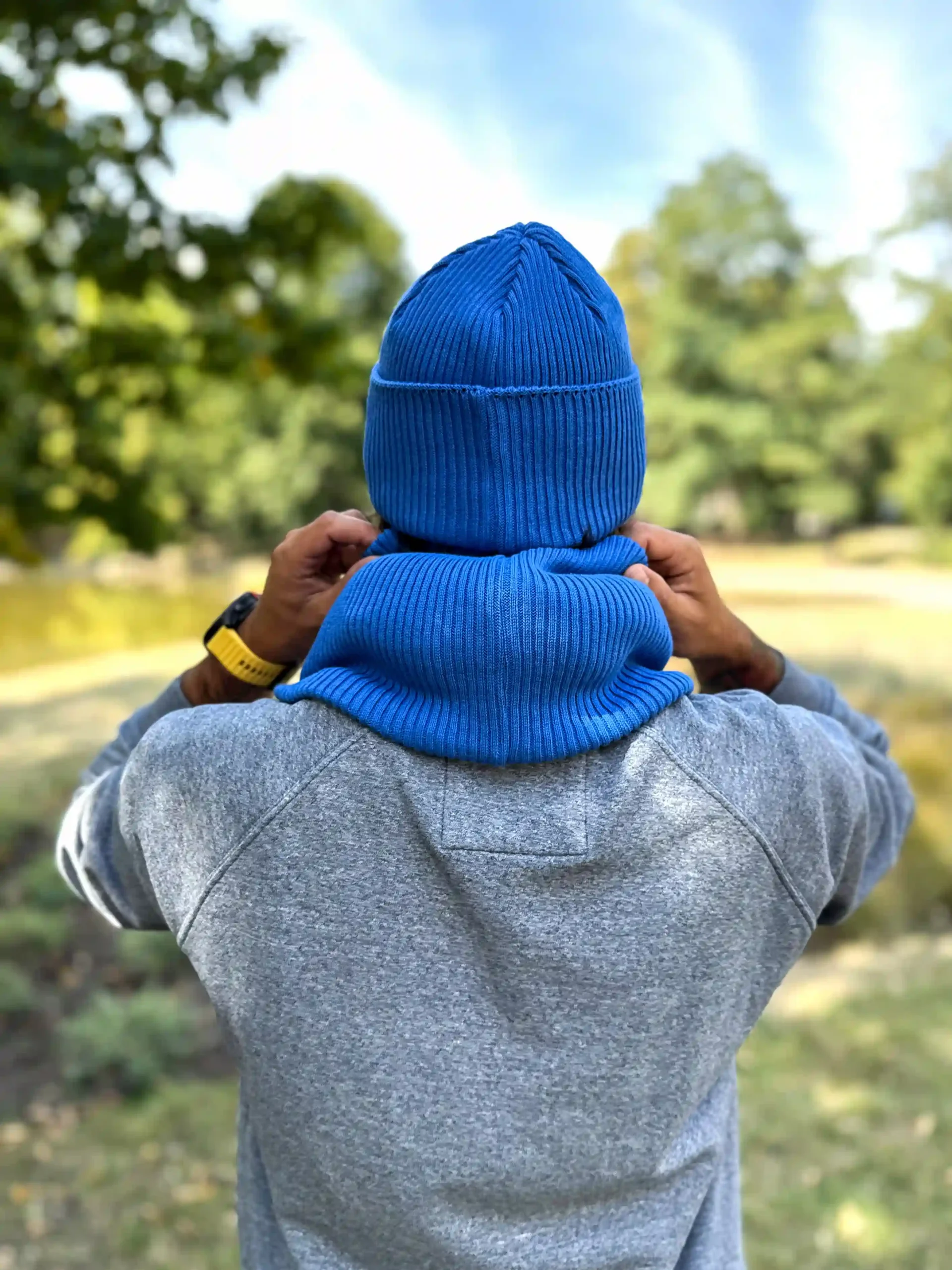 Męska bawełniana czapka beanie logo ekoskórka "Niebieski Kobalt" - obrazek 5