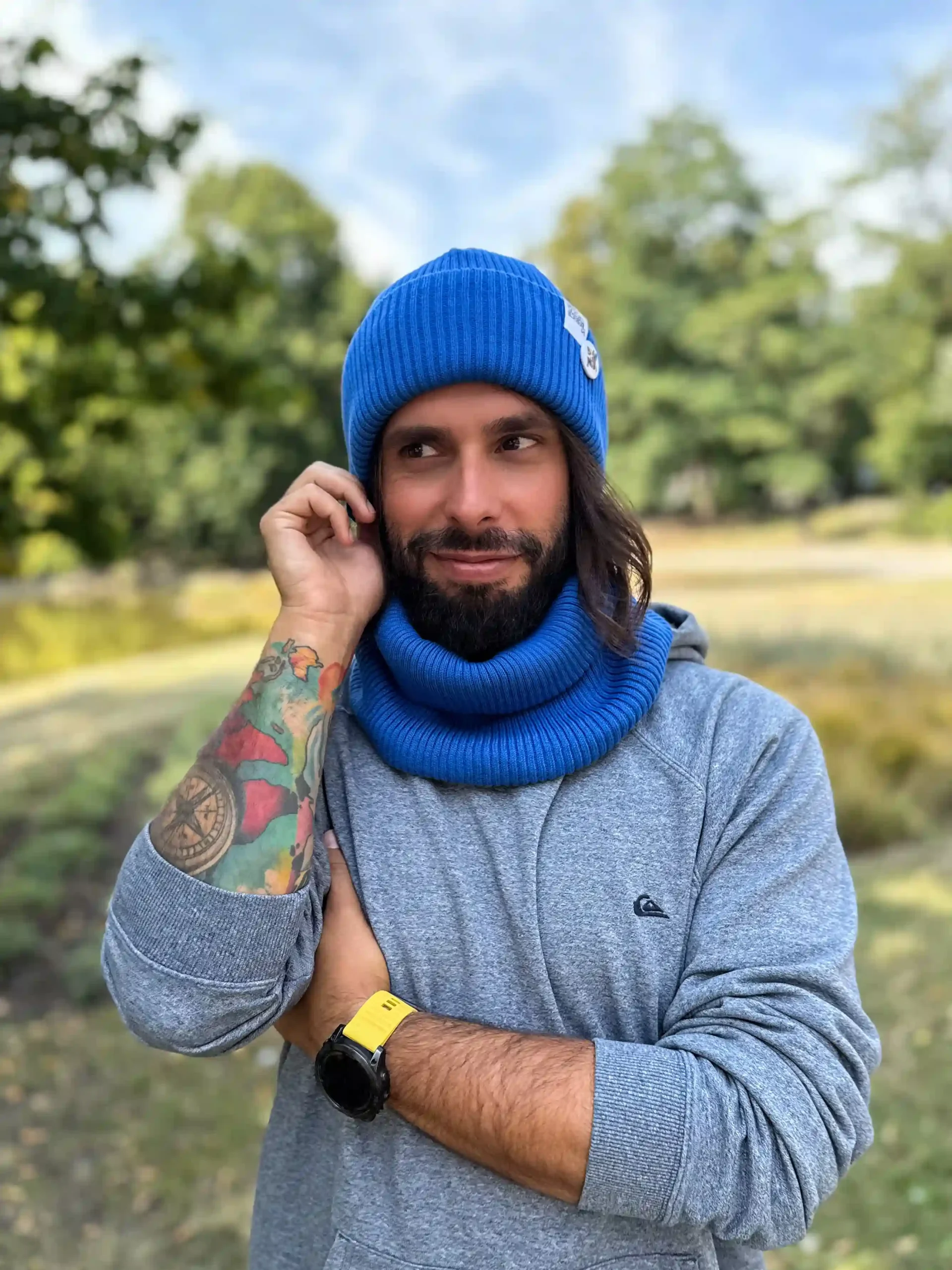 Męska czapka beanie z bawełny logo kolorowe "Niebieski Kobalt" - obrazek 4